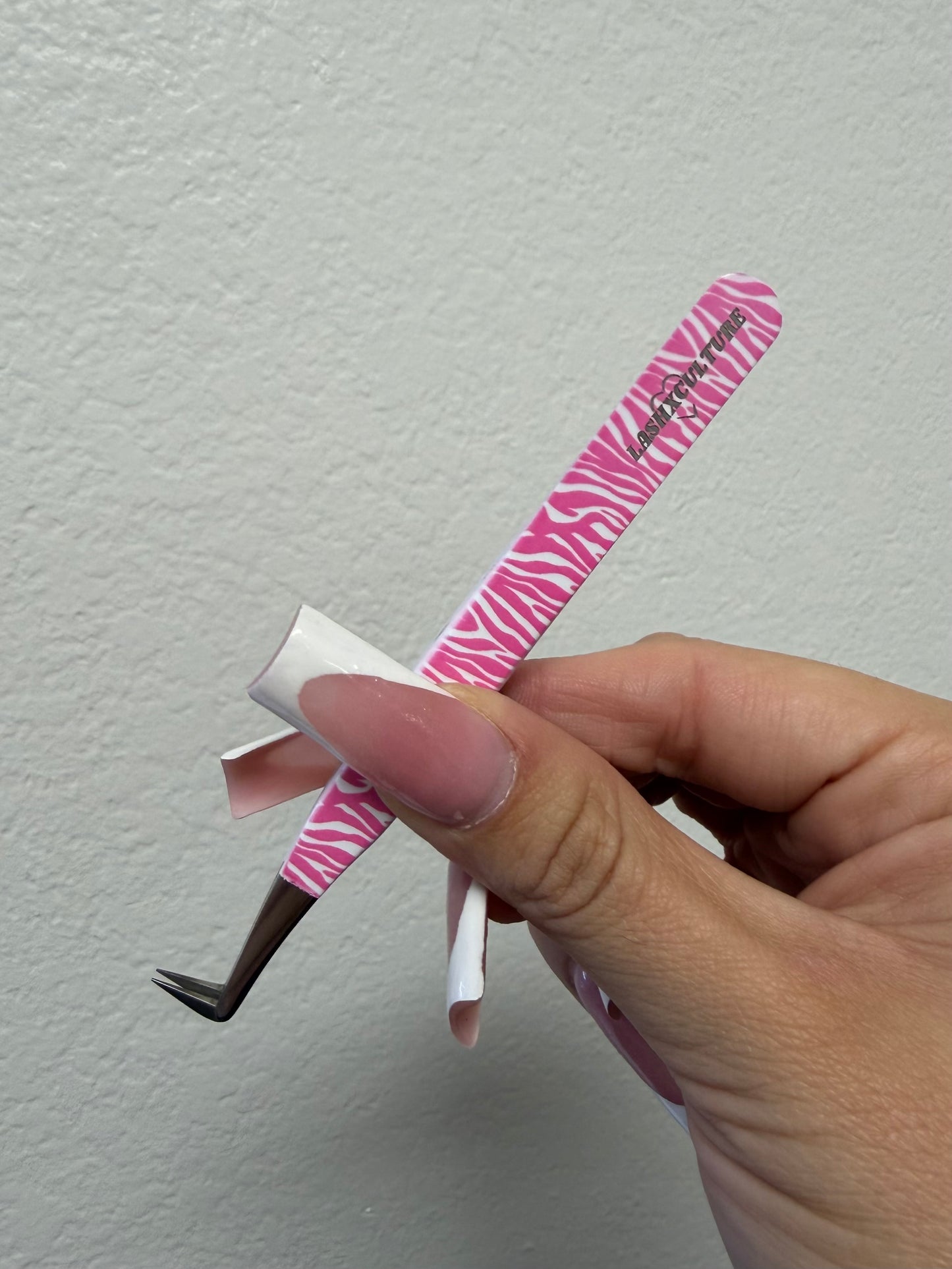 Pink Zebra Volume Boot Tweezer