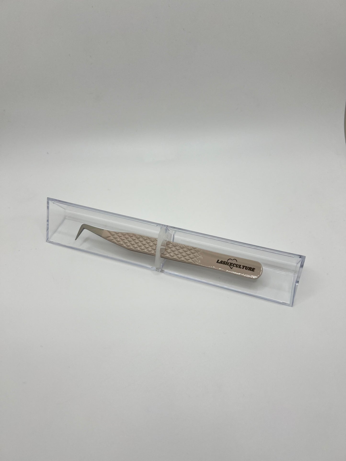 Nude fiber tip volume boot tweezer