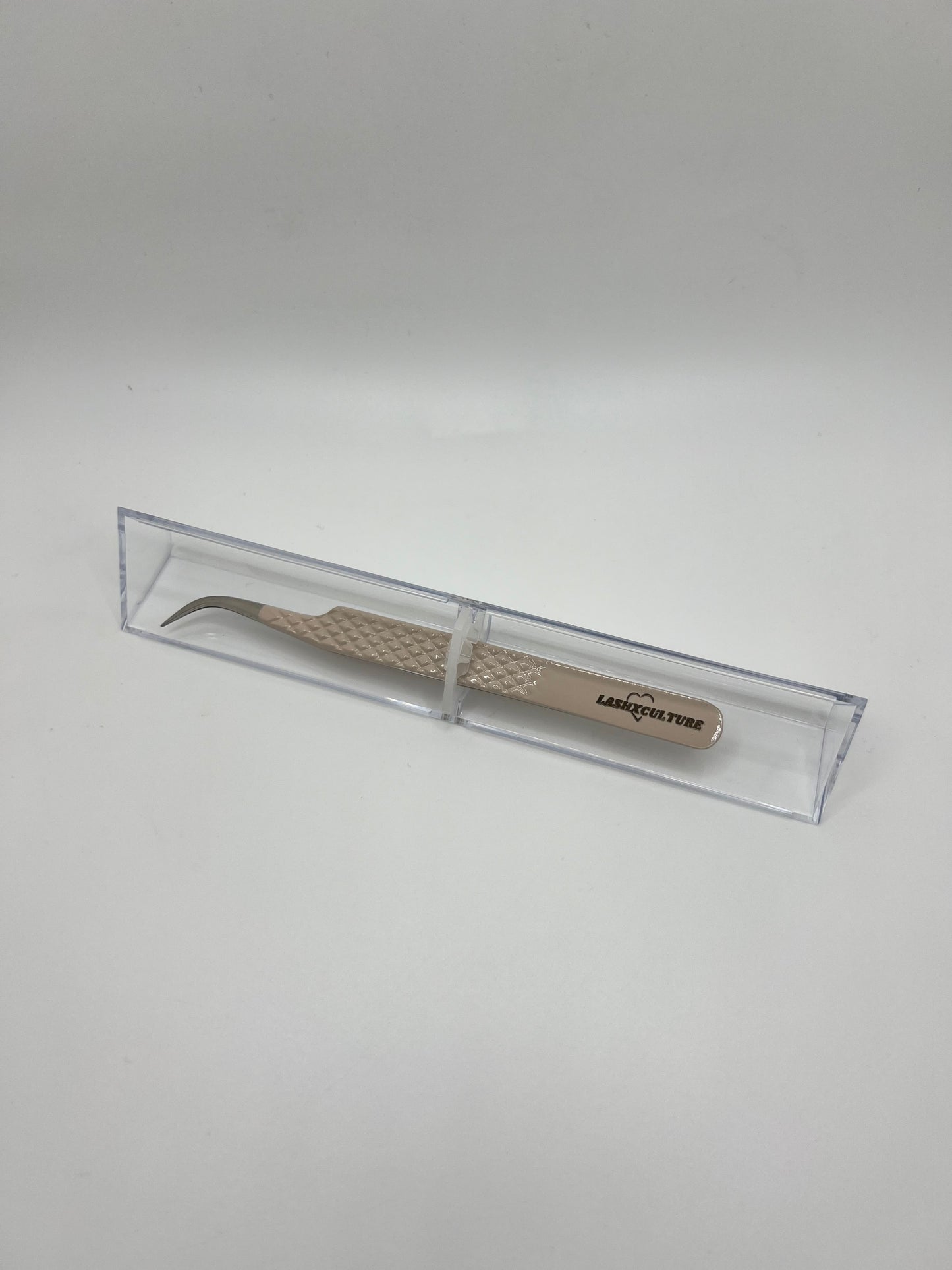 Nude curved isolation tweezer