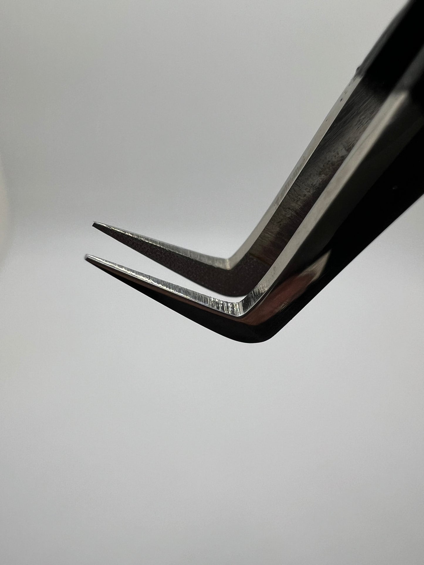 Black fiber tip volume boot tweezer