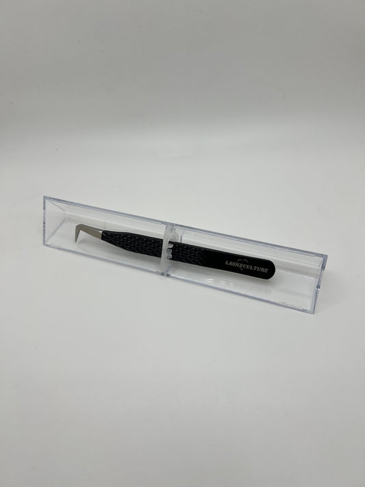 Black volume boot tweezer