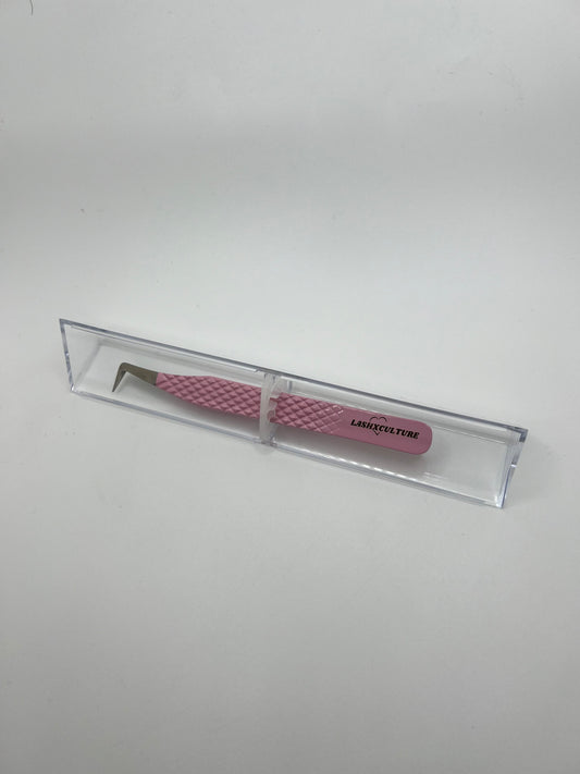 Baby pink volume boot tweezer