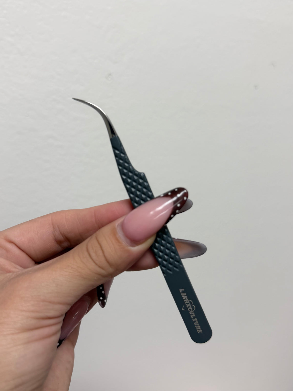 Charcoal curved isolation tweezer